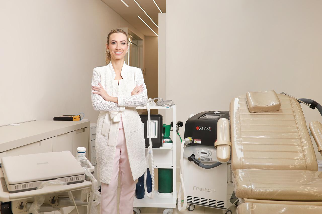 Dra. Letícia Costa – Cirurgiã Vascular
